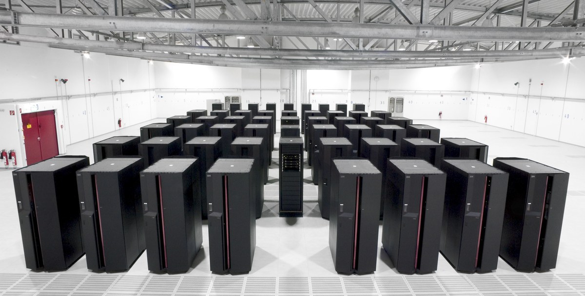 Supercomputer_neu_03_jpg