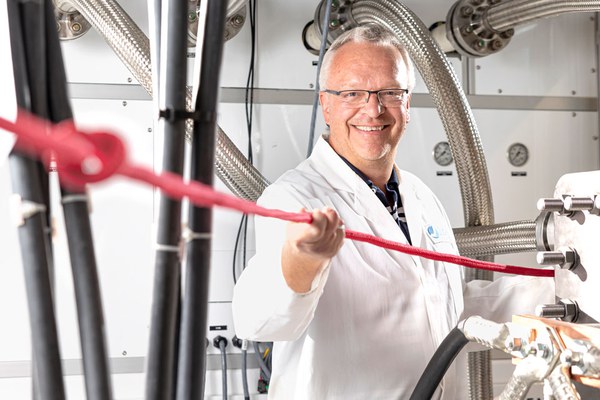 Dr. Holger Janßen.