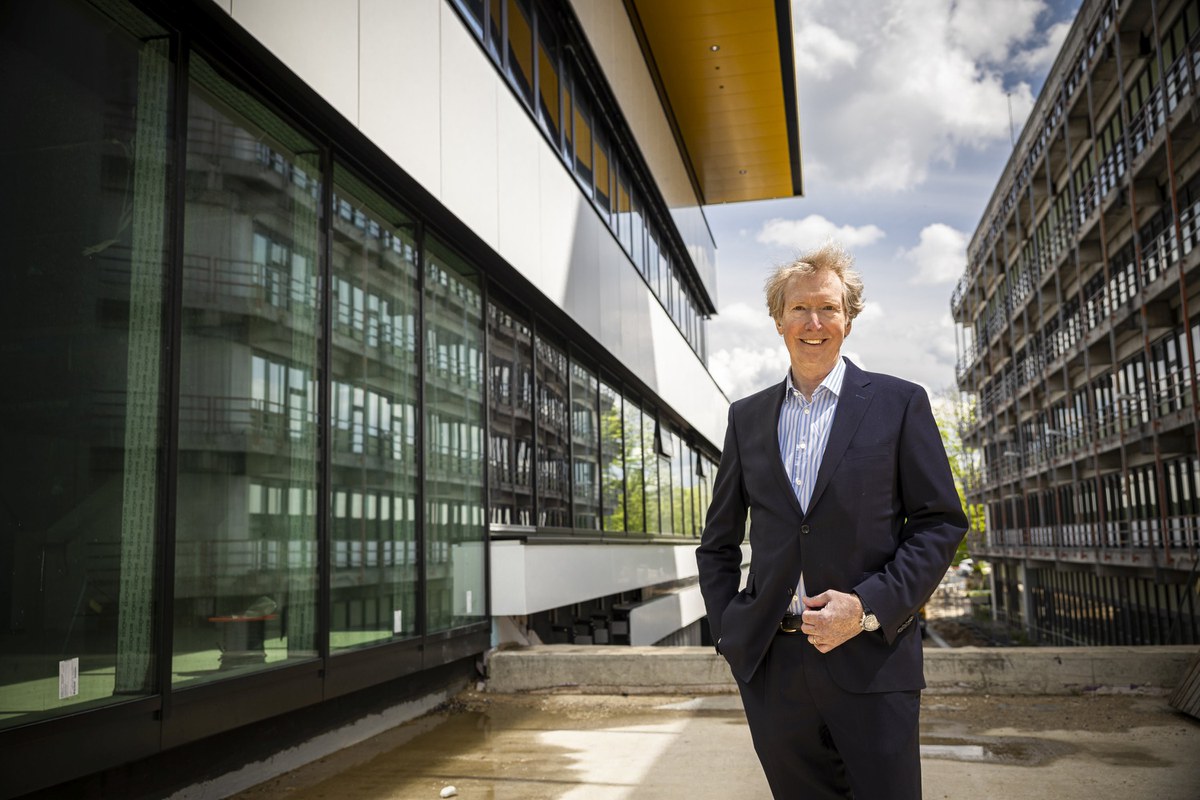 Projektkoordinator Prof. Rainer Waser vom Forschungszentrum Jülich und der RWTH Aachen