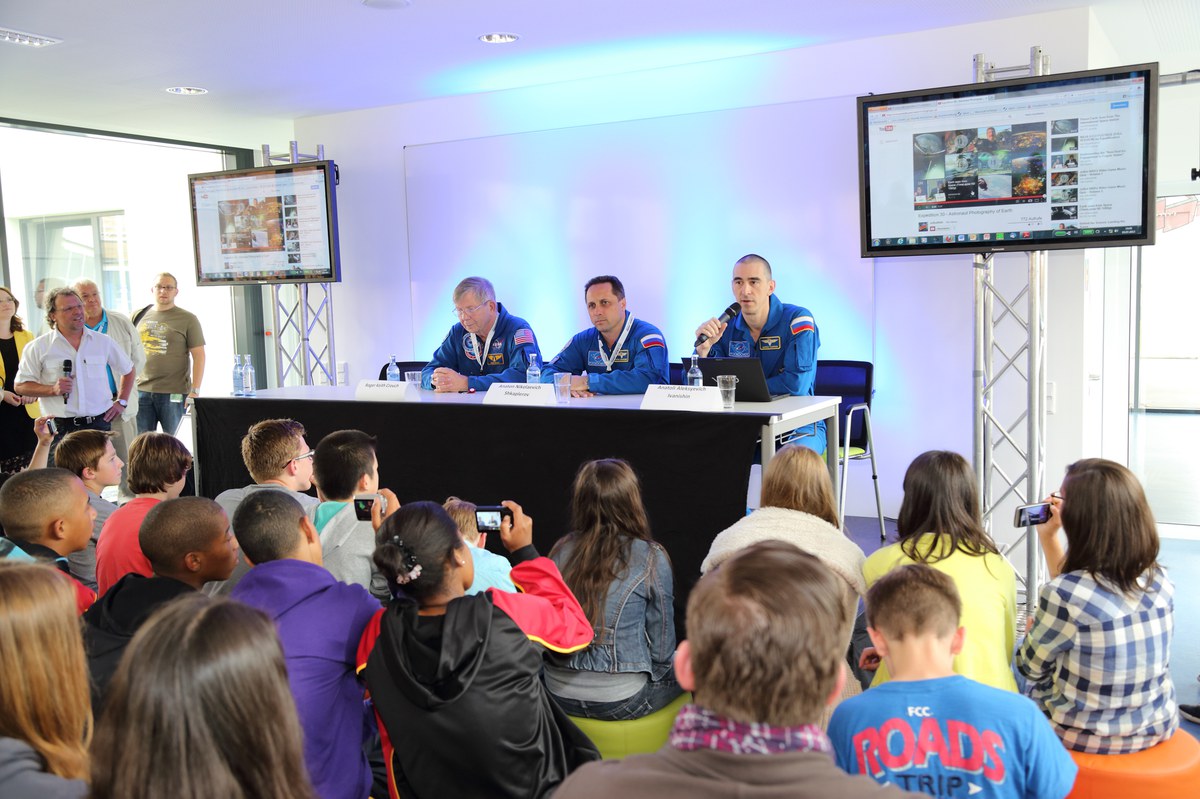 Dr. Roger Keith Crouch, Anton Nikolaevich Shkaplerov und Anatoli Aleksyevich Ivanishin