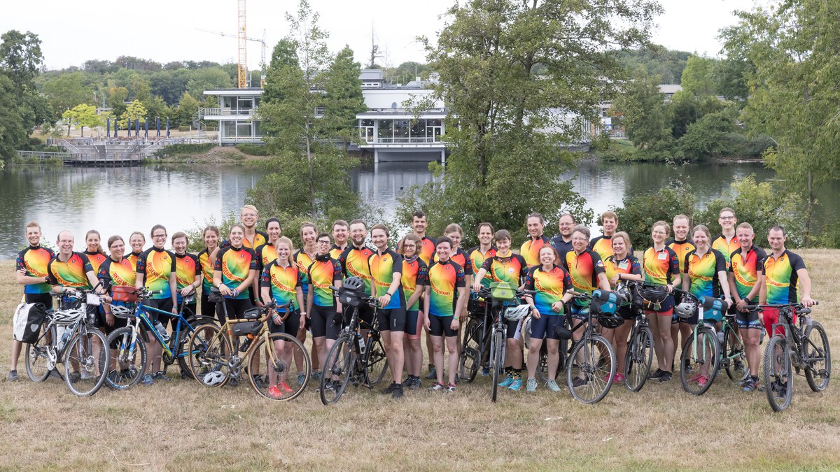 Rast im Forschungszentrum auf der „Regenbogenfahrt“