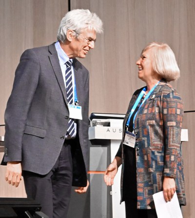 Harry Vereecken mit der Alfred-Wegener-Medaille der EGU ausgezeichnet