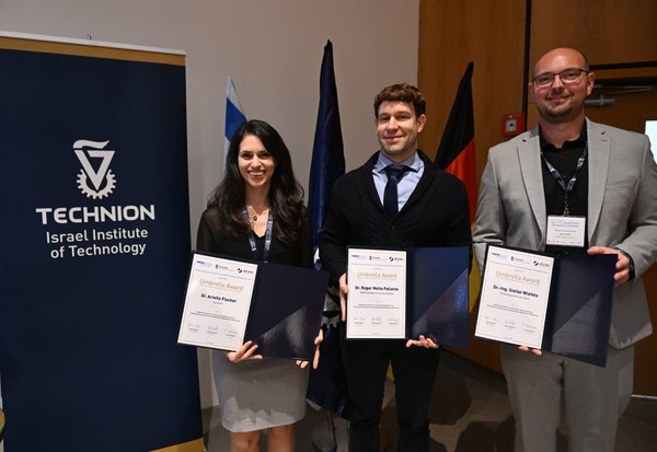 Preisträger:innen des diesjährigen Umbrella Awards (v.l.n.r): Dr. Arielle Fischer (Technion), Dr. Roger Molto Pallares (RWTH Aachen University), Dr. Stefan Wiefels (Forschungszentrum Jülich)