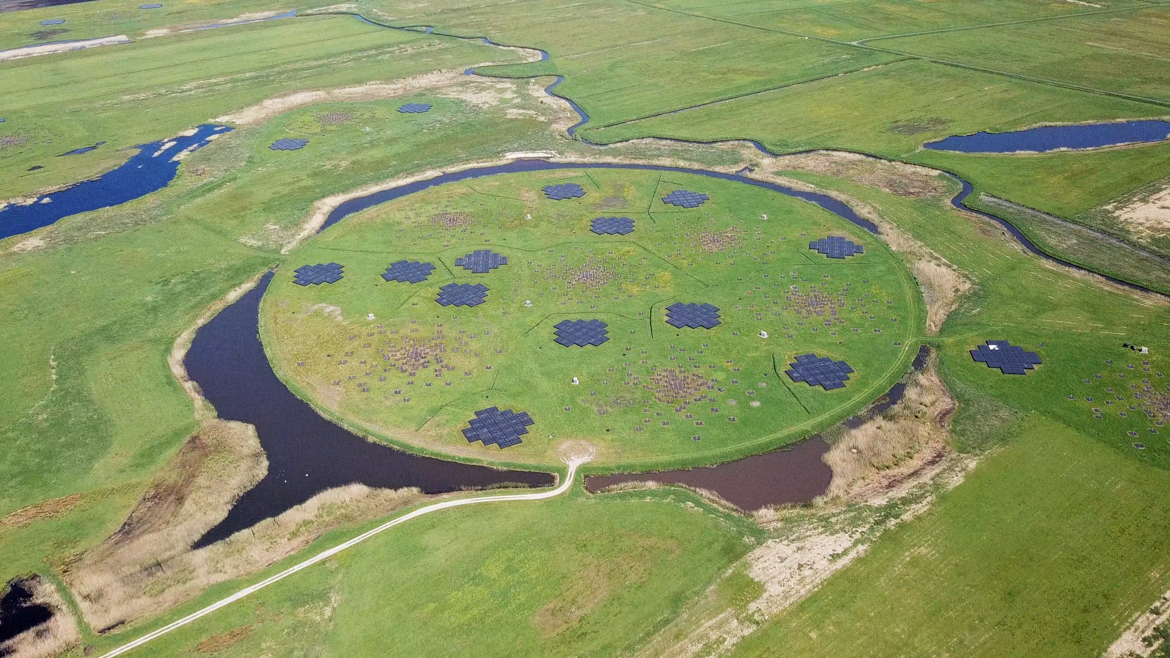 Radioteleskop LOFAR wird europäische Forschungseinrichtung