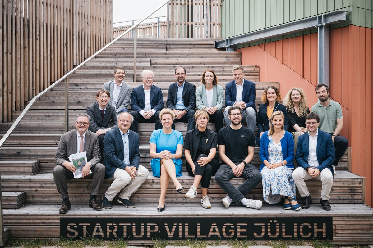 group image