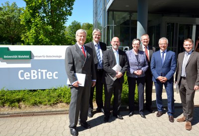 2018-05-07-Uebergabe_CLIB.poster.jpeg