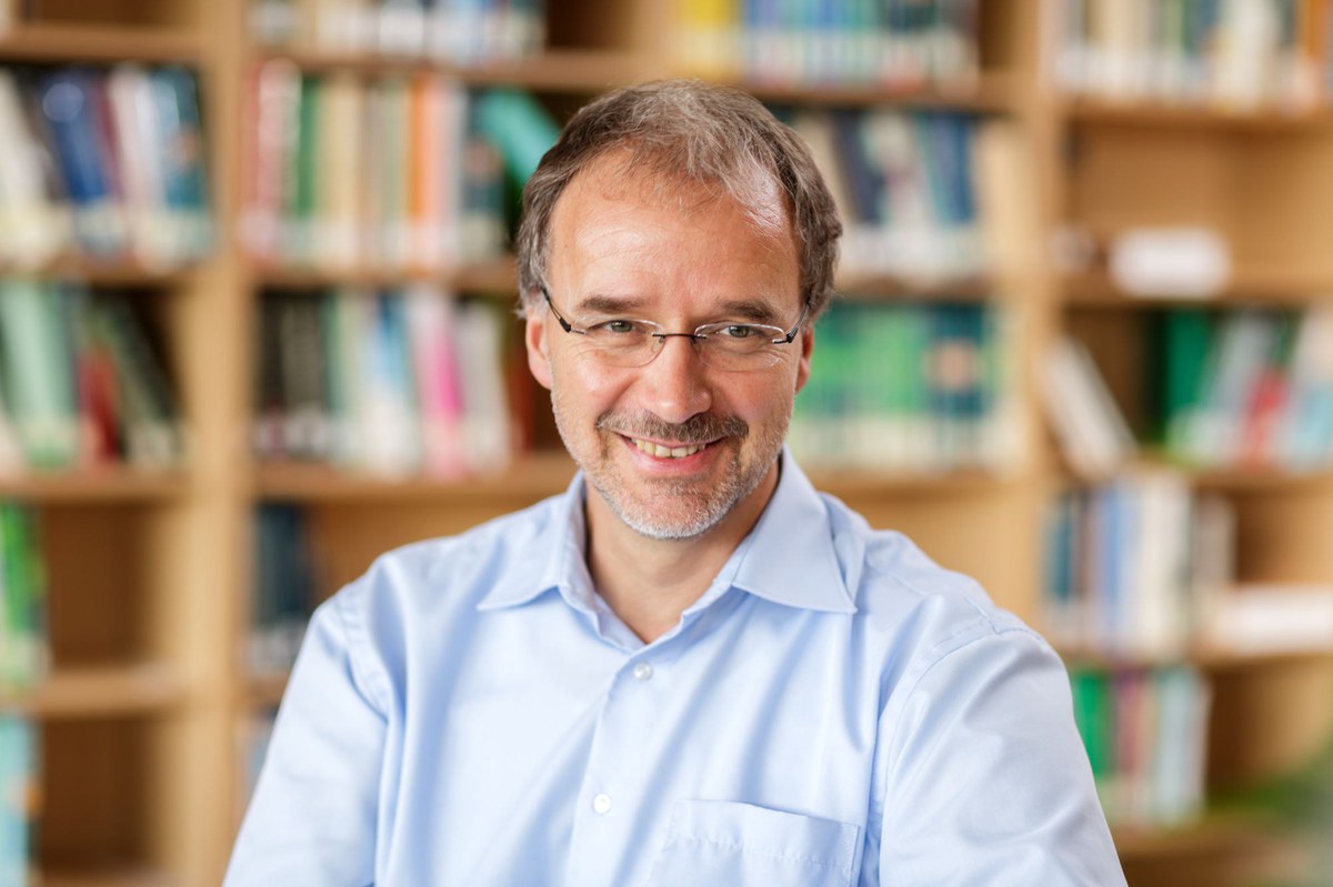 Prof. Ulrich Schurr