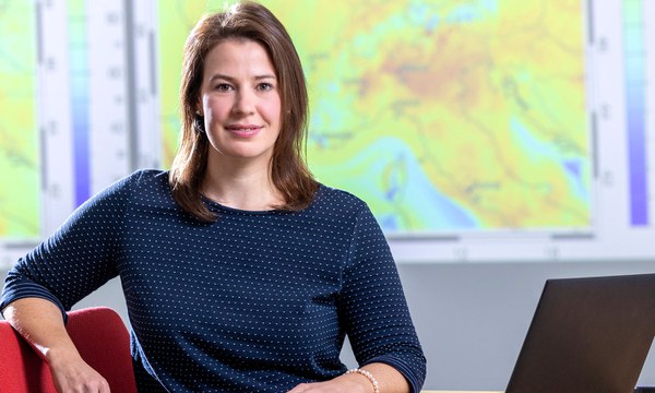 Anne Caroline Lange specializes in air quality and atmospheric chemistry modeling. Photo: Forschungszentrum Jülich / Sascha Kreklau.