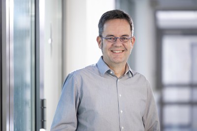 Dr. Thomas Grube