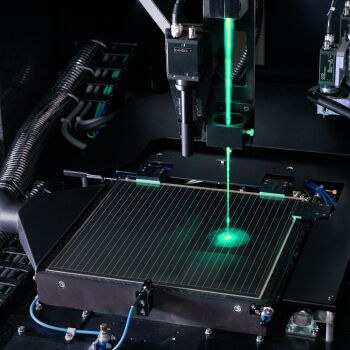 2002-48-Laser-klein_jpg
