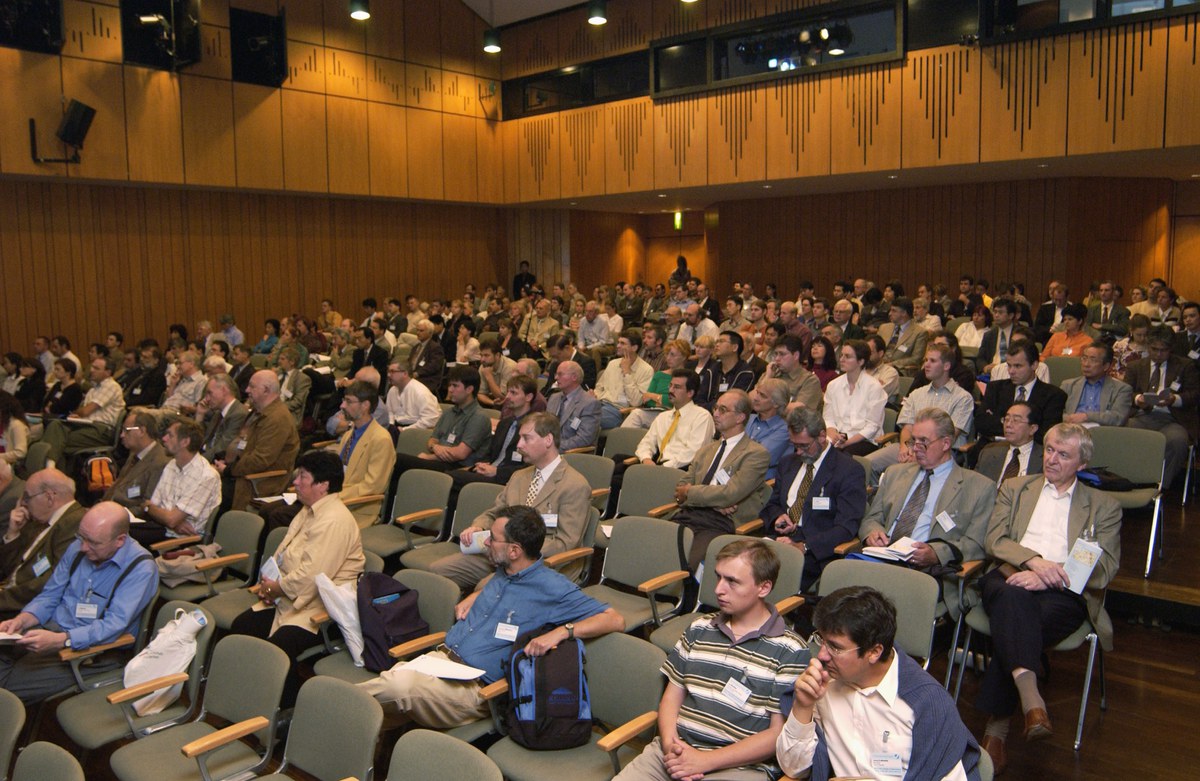 2004-09-01-30_NRC-Konferenz_klein_jpg