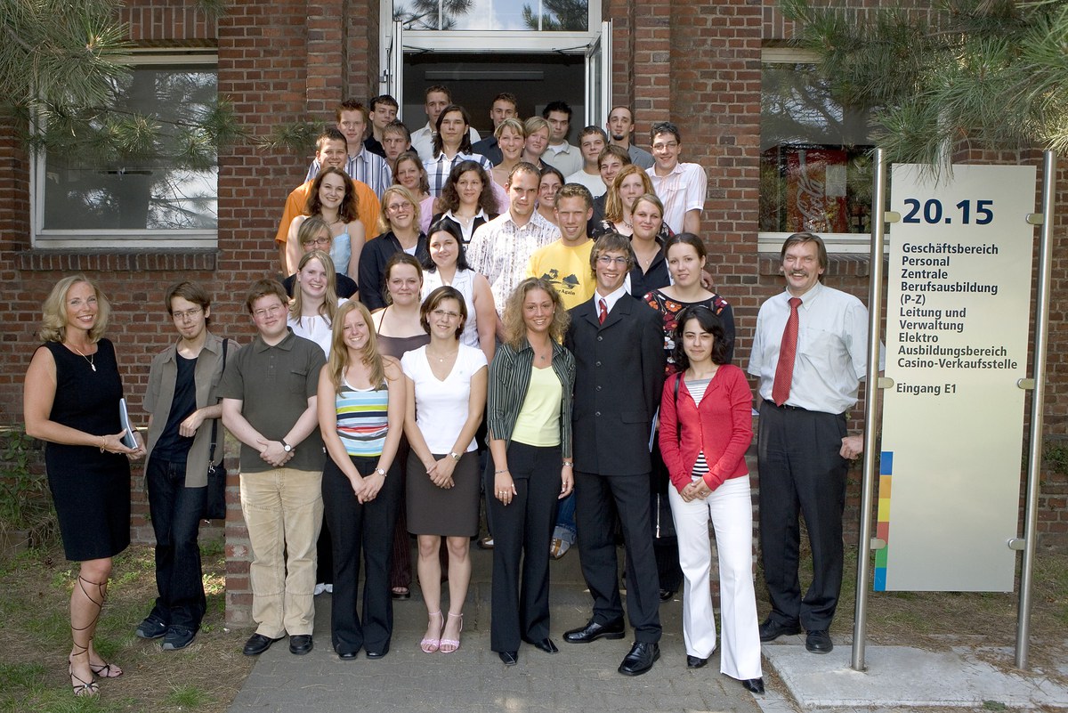 2005-07-18-VerabschiedungAzubis_klein_jpg