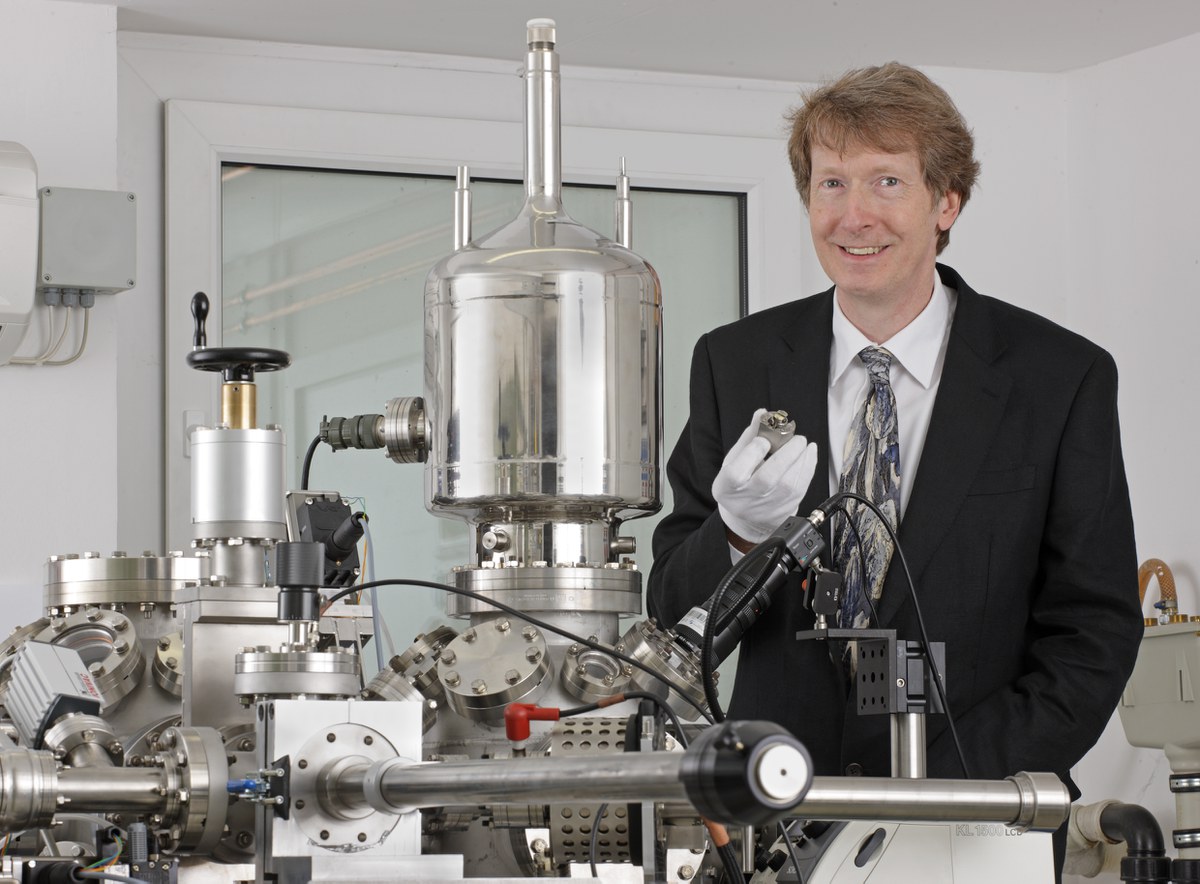 Prof. Rainer Waser