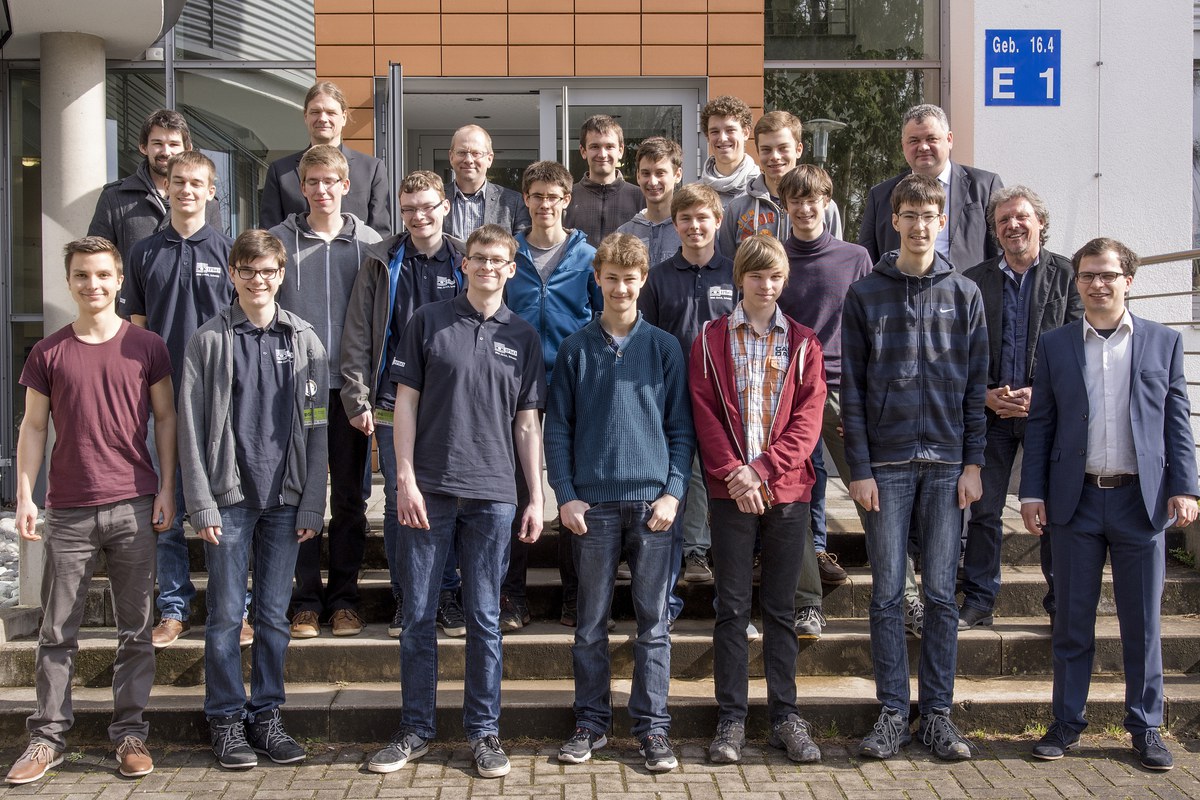Gruppenbild des bundesweiten Auswahlwettbewerbs