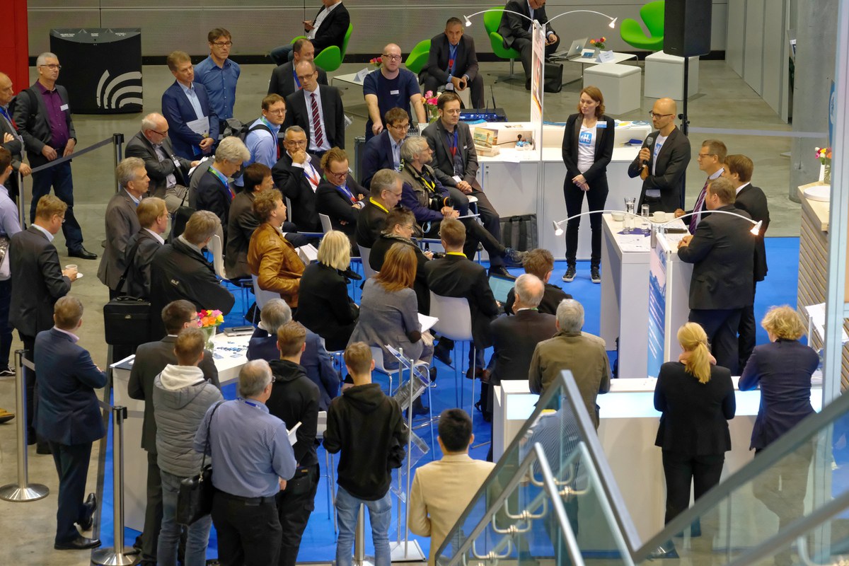 Pressegespräch EVS30/f-cell
