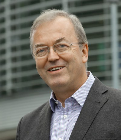 Prof. Thomas Lippert