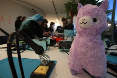 „Jugend hackt – Mädchen vernetzen“ im Forschungszentrum Jülich
