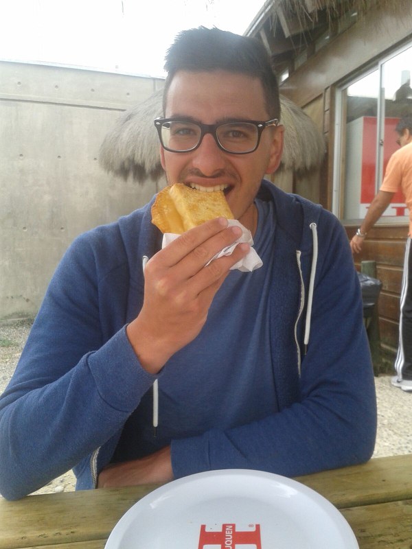 Igor Dal Bo und eine Chilenische Empanada
