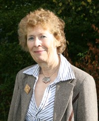 Sybille Krummacher im Grünen