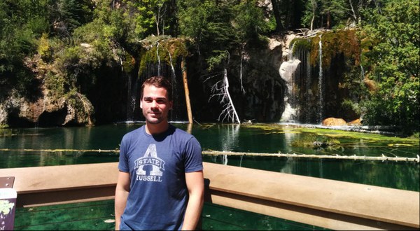 Martin Robinius am Hanging Lake in Colorado .