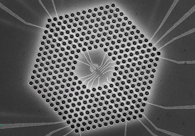 QBit photonic crystal