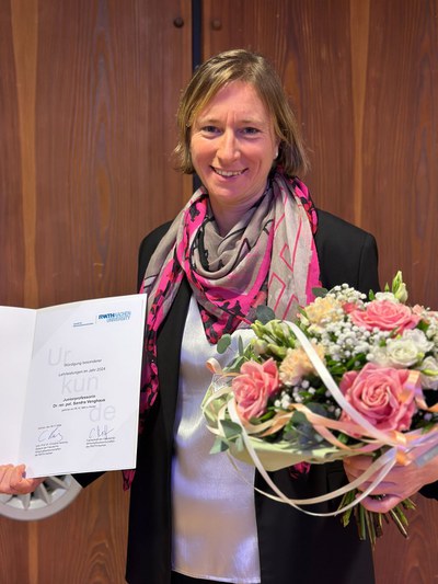 Prof. Dr. Sandra Venghaus mit dem Lehrpreis der Fakultät für Wirtschaftswissenschaften der RWTH Aachen ausgezeichnet