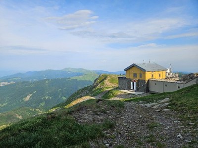 Gemeinsame atmosphärische Messungen auf dem Gipfel des Monte Cimone in Zusammenarbeit mit CNR-ISAC Bologna