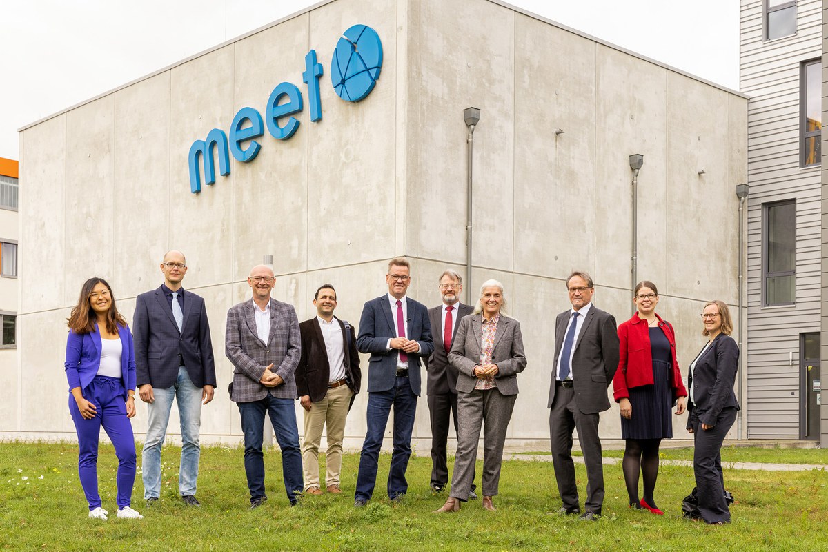 Gruppenfoto Besuch Ministerin