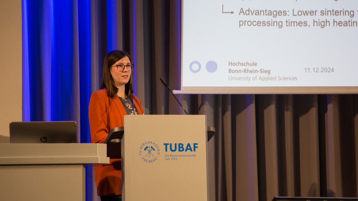 Auszeichnung für Natalie Röhrig beim 15. Freiberger Feuerfestforum