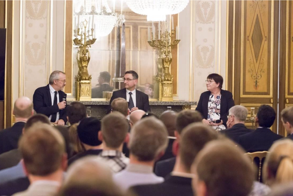 Deutsch-französisches Projekt HIPOBAT offiziell in Paris gestartet