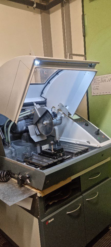 Einrichtungen zur Analytik