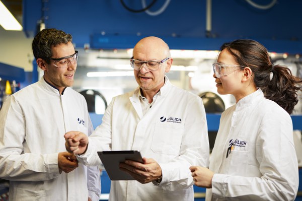 Professor Martin Winter mit Henry B. Linford Award ausgezeichnet