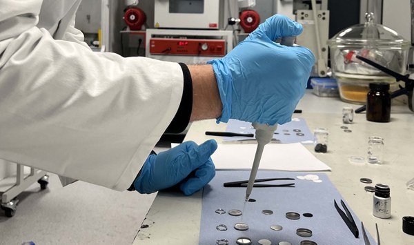 Studierende tauchen in die Zukunft der Batterien ein