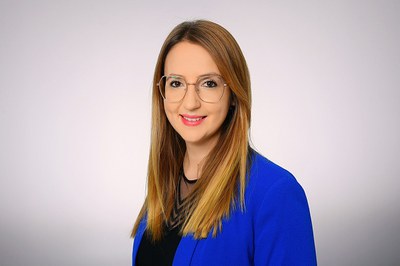 Hönig_Portrait_Großformat.jpg