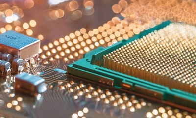 Intel und Forschungszentrum Jülich schließen Kooperation zur Beschleunigung von Innovationen in Schlüsselthemen ab