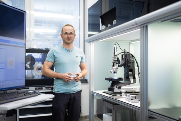 Faszinierender Einblick in die SLE-Technik des ITE in der aktuellen „intern“ (3/2025)