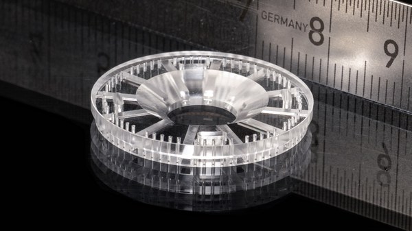 Faszinierender Einblick in die SLE-Technik des ITE in der aktuellen „intern“ (3/2025)