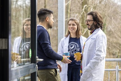 Campusleben_Team_10_EINGESCHRÄNKT.jpg