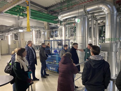 Überholspur für schnellen Technologietransfer? Neuer Blogbeitrag zur LLEC-Kooperation mit der Physikalisch-Technischen Bundesanstalt (PTB)