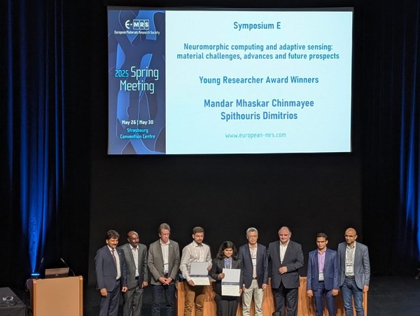Dimitrios Spithouris erhielt den Young Researcher Awards auf der E-MRS Tagung