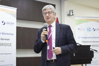 Prof. Marquardt beeindruckt von den Erfolgen der PGSB