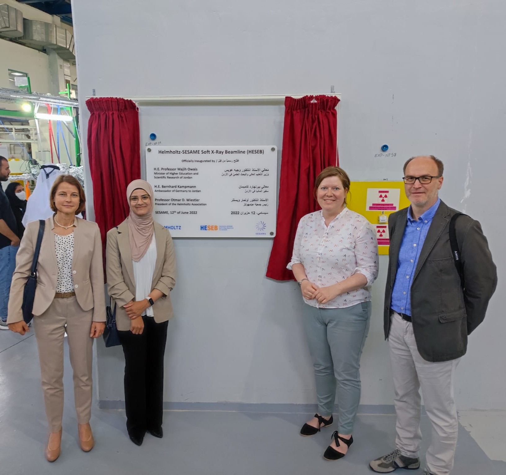 Eröffnung der Helmholtz-SESAME-Beamline HESEB