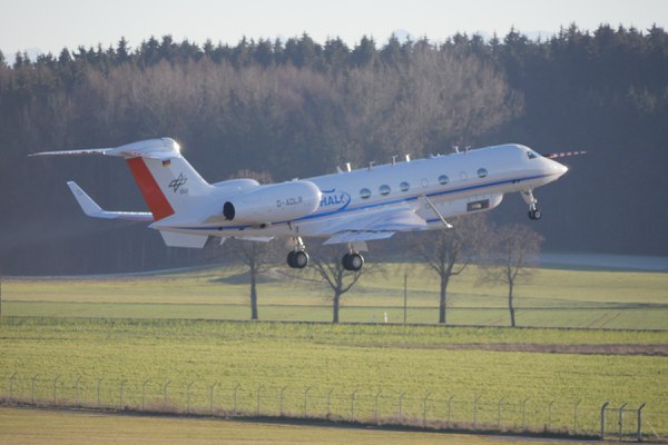HALO on its way to Sweden. Picture by Peter Preusse, FZJ. 