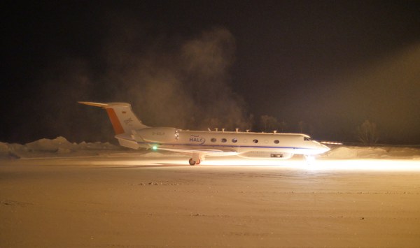 HALO approaching the Arena Arctica. Picture by Peter Preusse, FZJ.