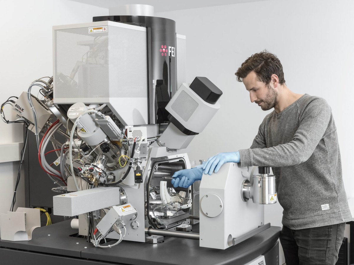 Focused Ion Beam Sample Preparation