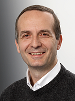 Edoardo Di Napoli Distinguished as 2021 Outstanding Associate Editor