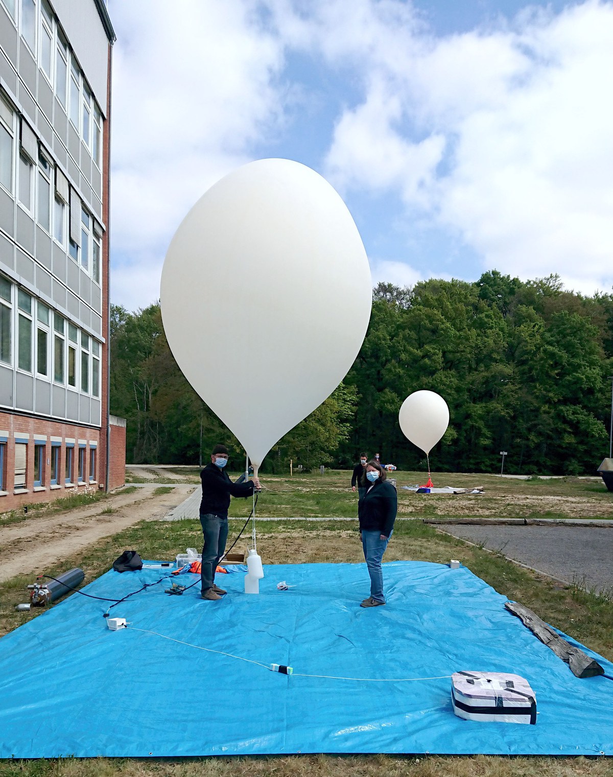 Balloon-borne atmospheric observations in times of corona