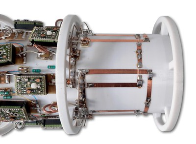 Design of a folded, double-tuned loop coil for 1H/X-nuclei MRI applications