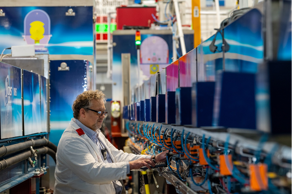 Neutrons Provide New Insight into Protein Folding