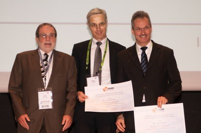 Top500 award for JUQUEEN; from left Hans Meuer (Top500 committee), Andreas Pflieger (IBM), and Norbert Attig (JSC Deputy Head).